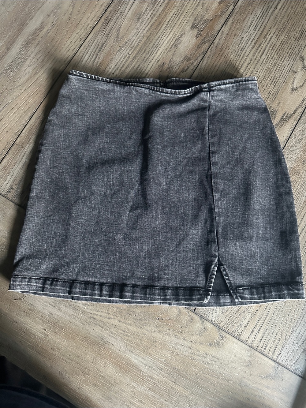 wild fable Washed Black Denim Mini Skirt with Front Notch Size 6